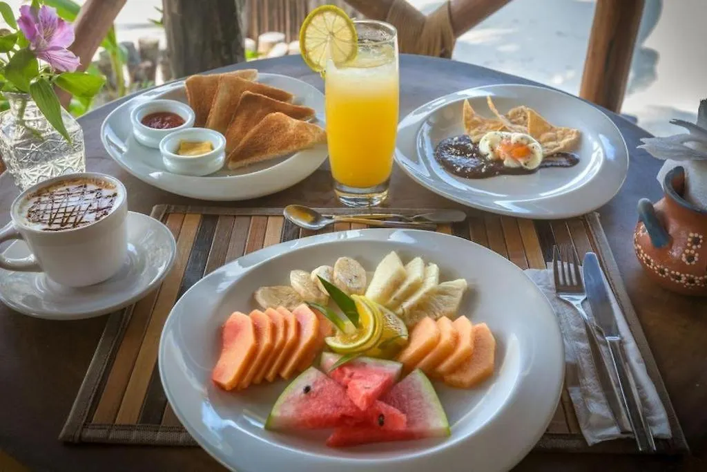 La Palapa Ethno Chic Hotel Isla Holbox 3*,